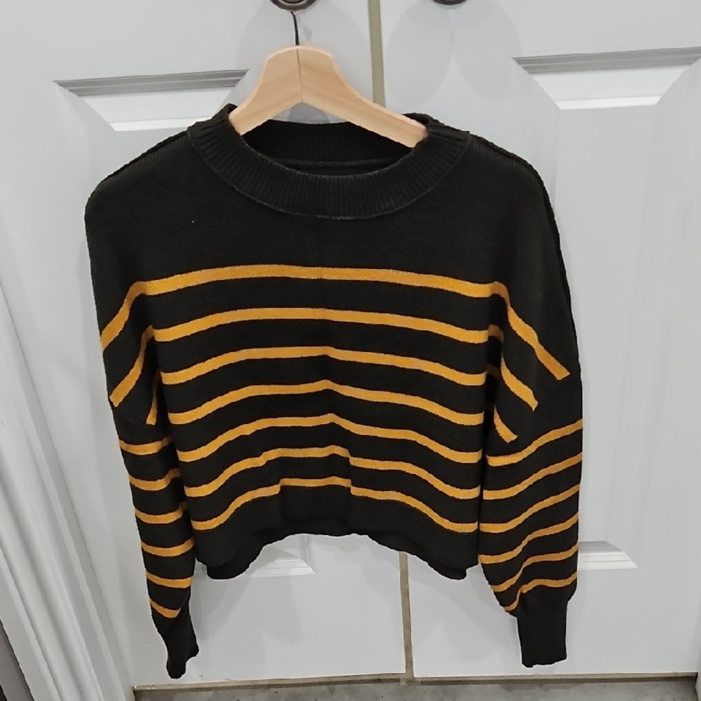 Elegant Green and Gold Striped Women's Sweater
